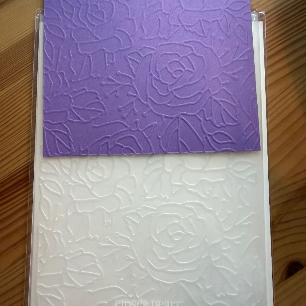 Close to my heart embossing folder